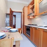 Guesthost - Bright Near The Sea With Parking *