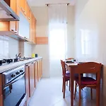 Guesthost - Bright Near The Sea With Parking *