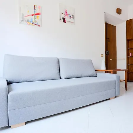 Bright Near The Sea With Parking * 살레르노